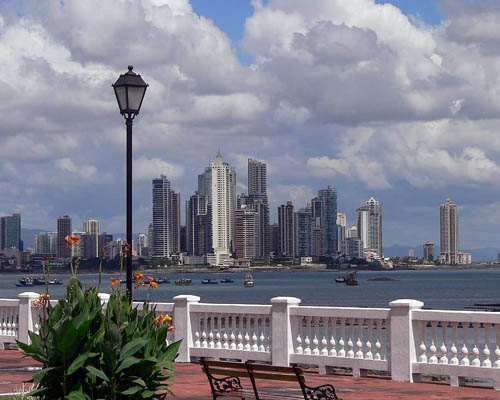 Vistas desde la zona marítima de Panamá